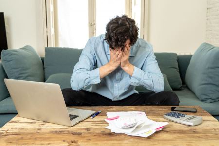 الملايين من البريطانيين على وشك معرفة أن تأمينهم لا يغطي الفيروس التاجي - الشمس