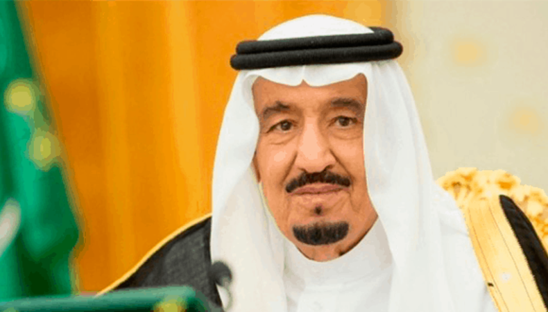 الملك سلمان يأمر بإصدار رخص قيادة السيارات للمرأة