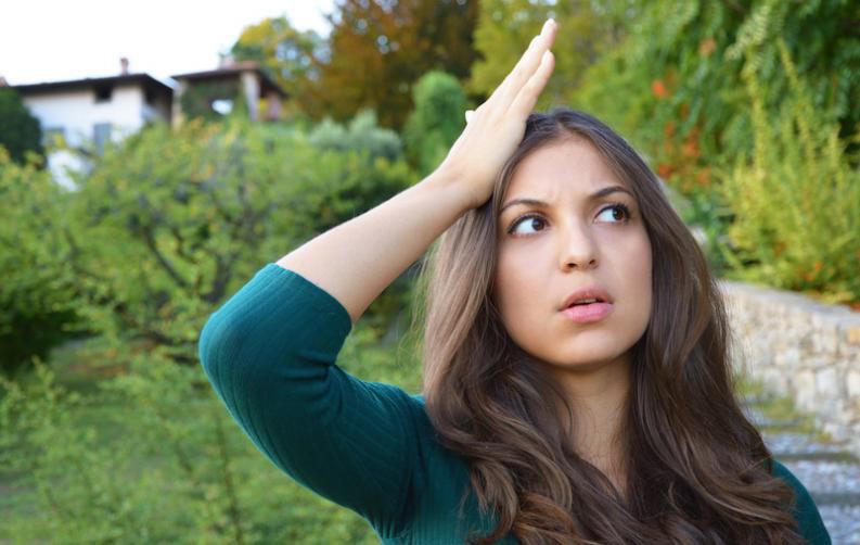 ماذا يحدث لدماغك عندما ننسى الأشياء؟