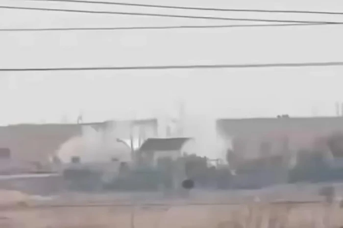 شاهد أجمل: In the video: The headquarters of the Popular Mobilization Forces was targeted by an air strike in the city of Al-Qaim, Iraq