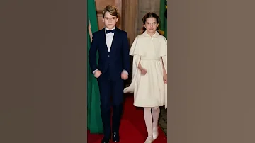 [EN] What a beauty! Prince Louis's funny dance ????‍♂️ #Royal_Family #Prince_Louis #Charlotte #Royal #Dance