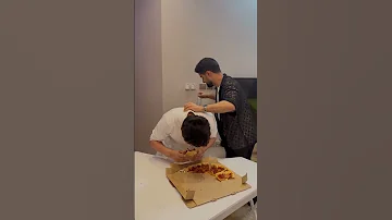 [ZH] 与我的兄弟费萨尔一起进行饮食挑战????