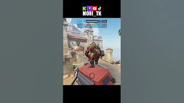 Inside the mind of a Mauga main #overwatch #shorts #gaming #funny #meme