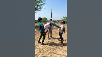 [HI] हवाबाजी टॉप पर ???? #शॉर्ट्स #कॉमेडी #फनी #ट्रेंडिंग #यूट्यूबशॉर्ट्स #वायरल