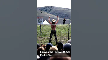 [EN] Man in Cowboy Hat Absolutely Goes Off at Festival ???? #festival #dance #viral
