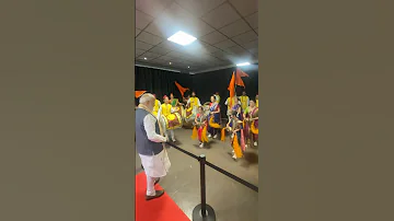 [EN] A mind blowing Lavani presentation in Netherlands for PM Modi!
