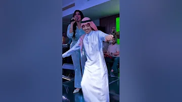 [ZH] 看看醉酒的沙特王子在哈拉姆街歌舞表演中与#Yara_Mohamed????做了什么????