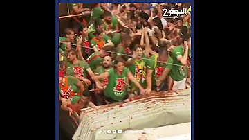 [EN] The 'La Tomatina' festival returns with a bang: 120 tons of tomatoes flood the streets of Spain