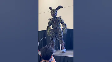 [EN] SoCal Gaming Expo | Springtrap cosplay is awesome!