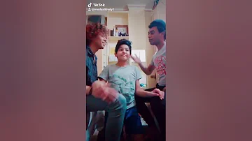 [EN] Why do you agree with your little brother ????????
