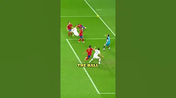 [ZH] 当纳尼偷走罗纳尔多的进球????????#shorts #football