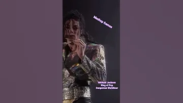 © LMA #short MJ #followus #moonwalk #icon #dance #legendmusicawards #michaeljackson #mashup #live