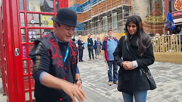 Amazing Funny | street performer | street magic | Fringe Festival | Scotland Edinburgh