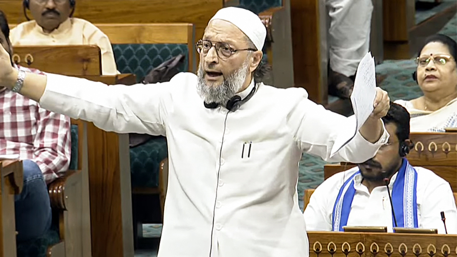 Asaduddin Owaisi tears Waqf (Amendment) Bill during Lok Sabha debate | Watch