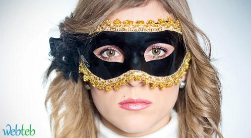 By treating dark circles under the eye