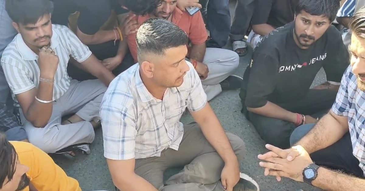 Ruckus on Eid in Himachal Pradesh, the remnants of the cow dynasty, there was a jerk through the day … Dehradun-Chandigarh Highway stuck