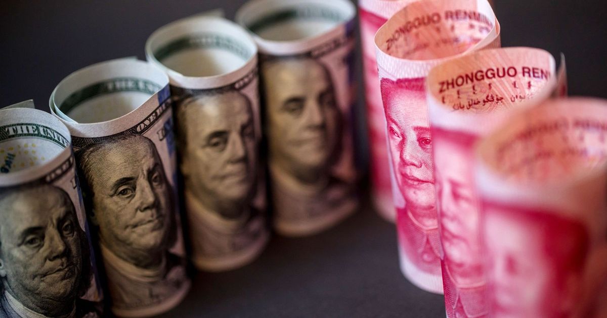 The yuan draws before the currencies of commercial partners and benefits from the weakness of the dollar