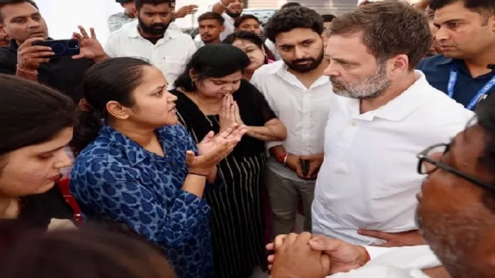 “If the country was a grandmother, the country would have given the answer …”, Rahul Gandhi told Shubham Dwivedi’s family -Rahul Gandhi meets the family of the Pahalgam attack victim Shubham Diweddi family provides support for support