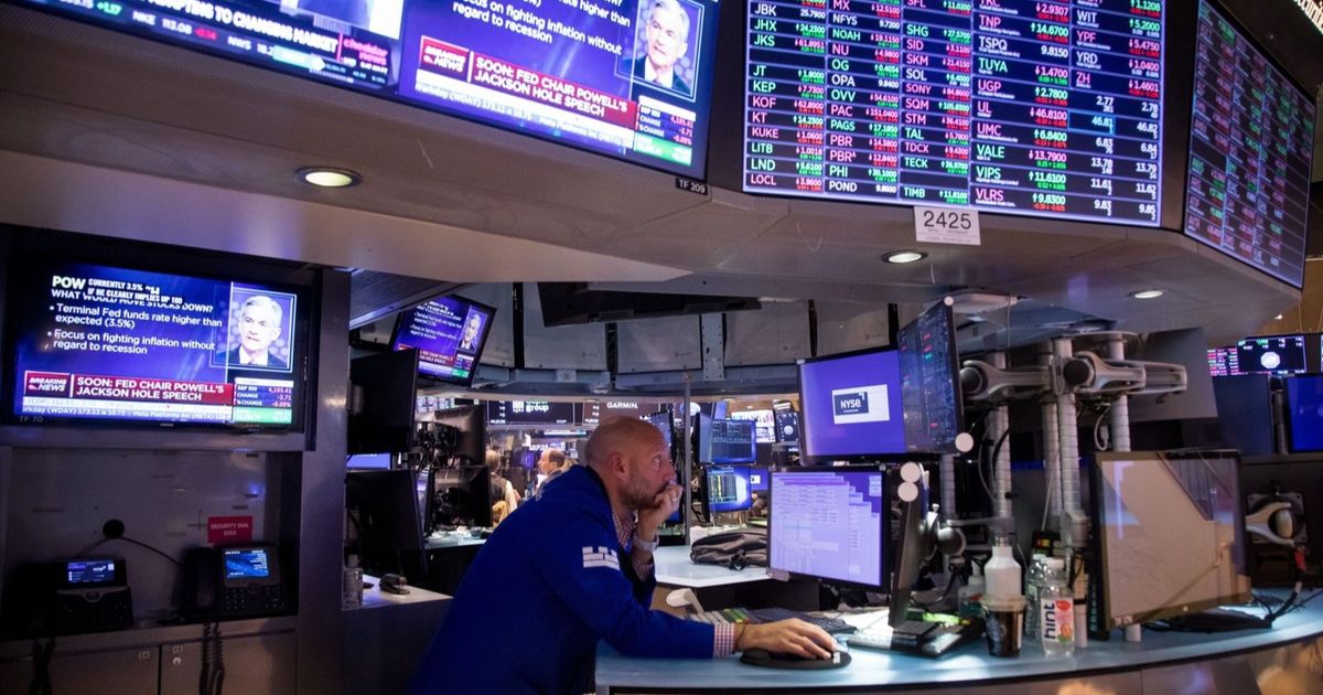 US stock indicators take off amid negative economic statements .. and tribes: Be patient