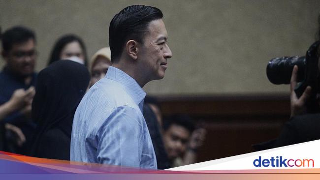 Tom Lembong: ban on imported white crystal sugar, not raw crystal sugar