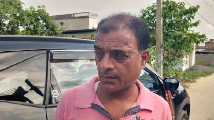 Bihar crime: Attempts to kidnap the child out of the school gate showed the driver bravery; Now the police are working on the scan of CCTV – Madhubani doctors son rescued from the kidnapping of the driver