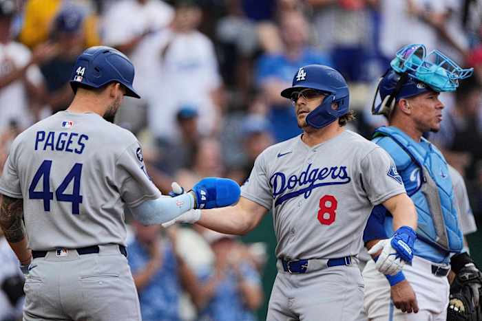 dodgers’-hernandez-and-smith-homer,-wrobleski-pitches-6-innes-of-three-hit-ball-in-5-1-fetch-over