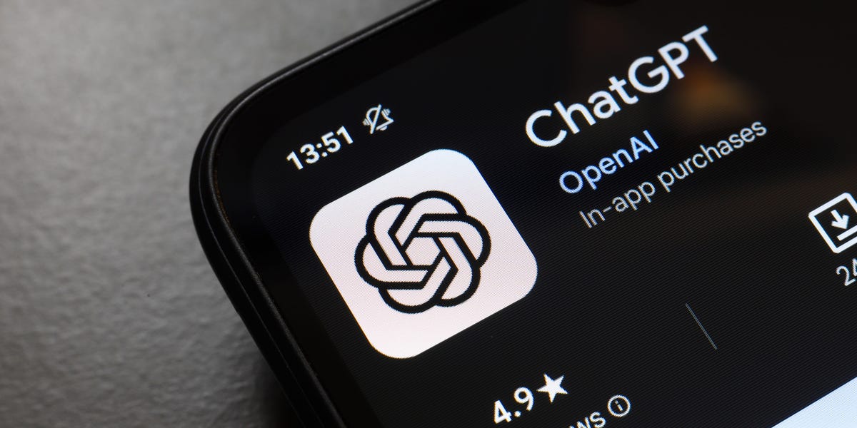 chatgpt-hit-with-‘partial-outage,’-openai-engaged-on-fix