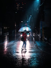 10 Bollywood hits, which solves romance in the rain