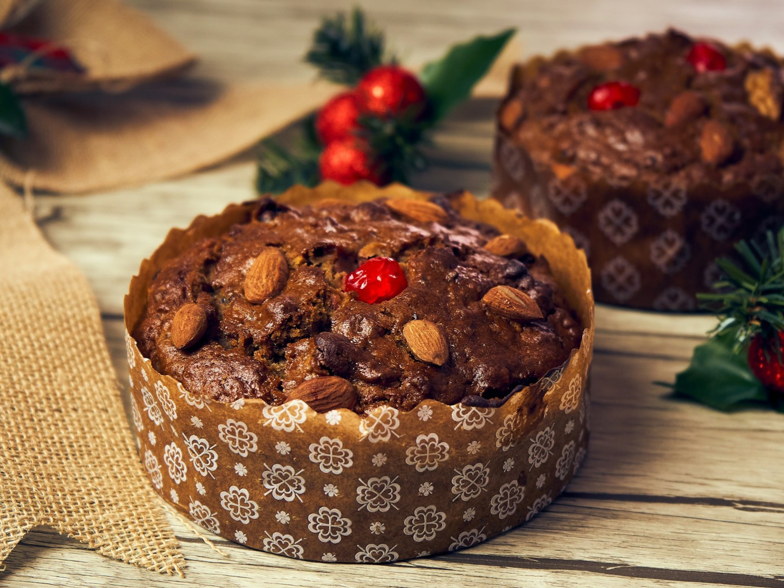 Make delicious plum cake at home