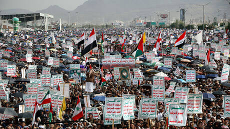 الحوثيون في تحذير للرياض وأبوظبي: أعيننا لا تغفل عن مؤامراتكم