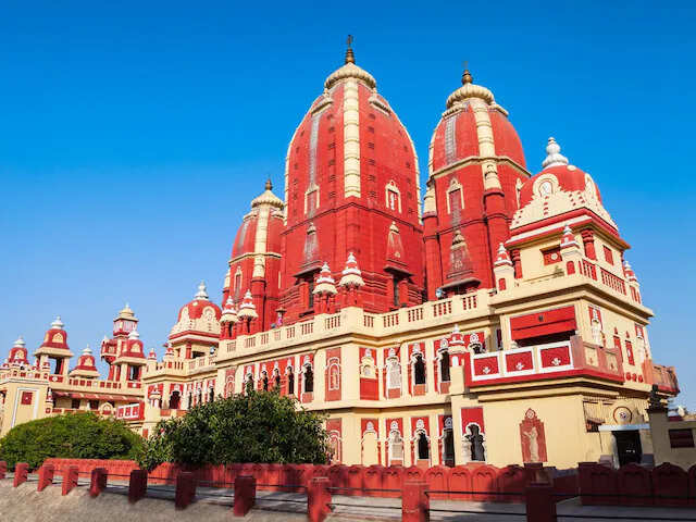 Special blessings are received from the Darshan of this famous Durga temples, you should also visit