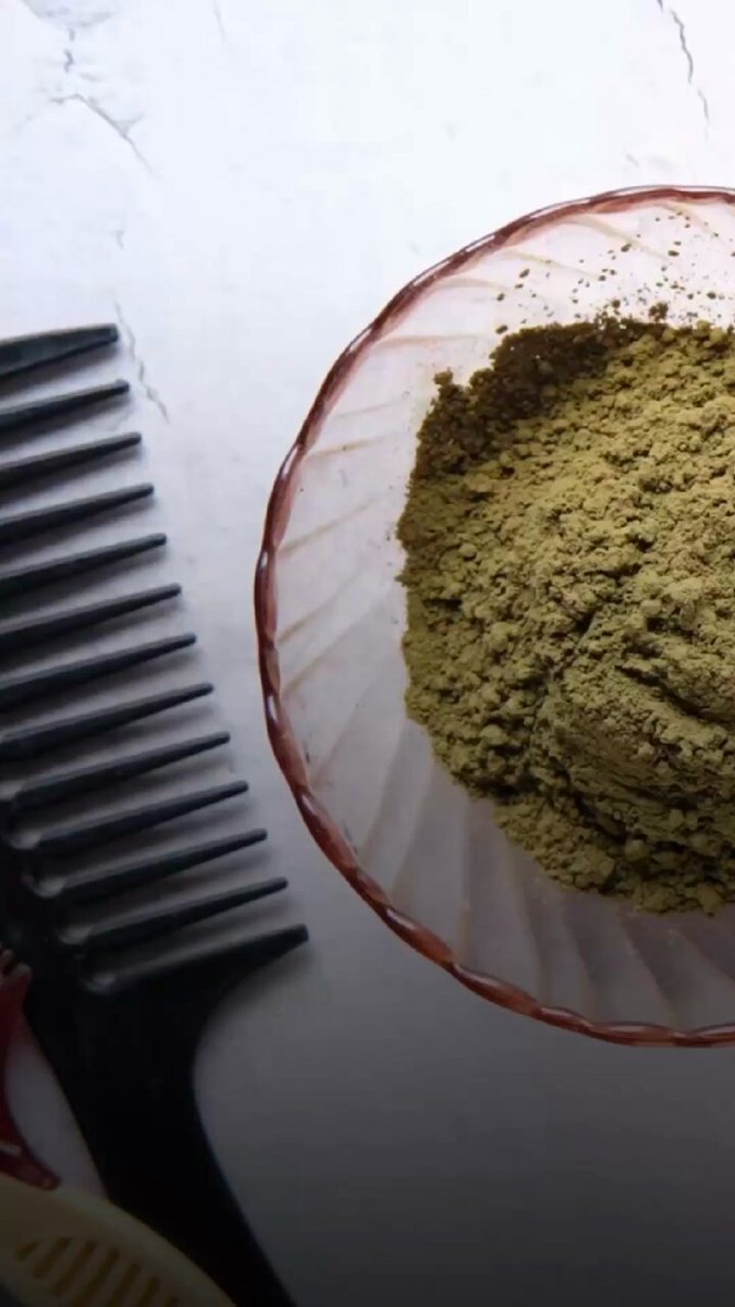 نبات الحناء عرف قديما بفوائده المذهلة للشعر وليس فقط لصبغ الشعر، تعرفوا على هذه الفوائد:…