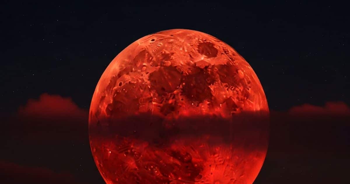 Explainer: On September 7, blood for 82 minutes looks like blood, what is Blood Moon?