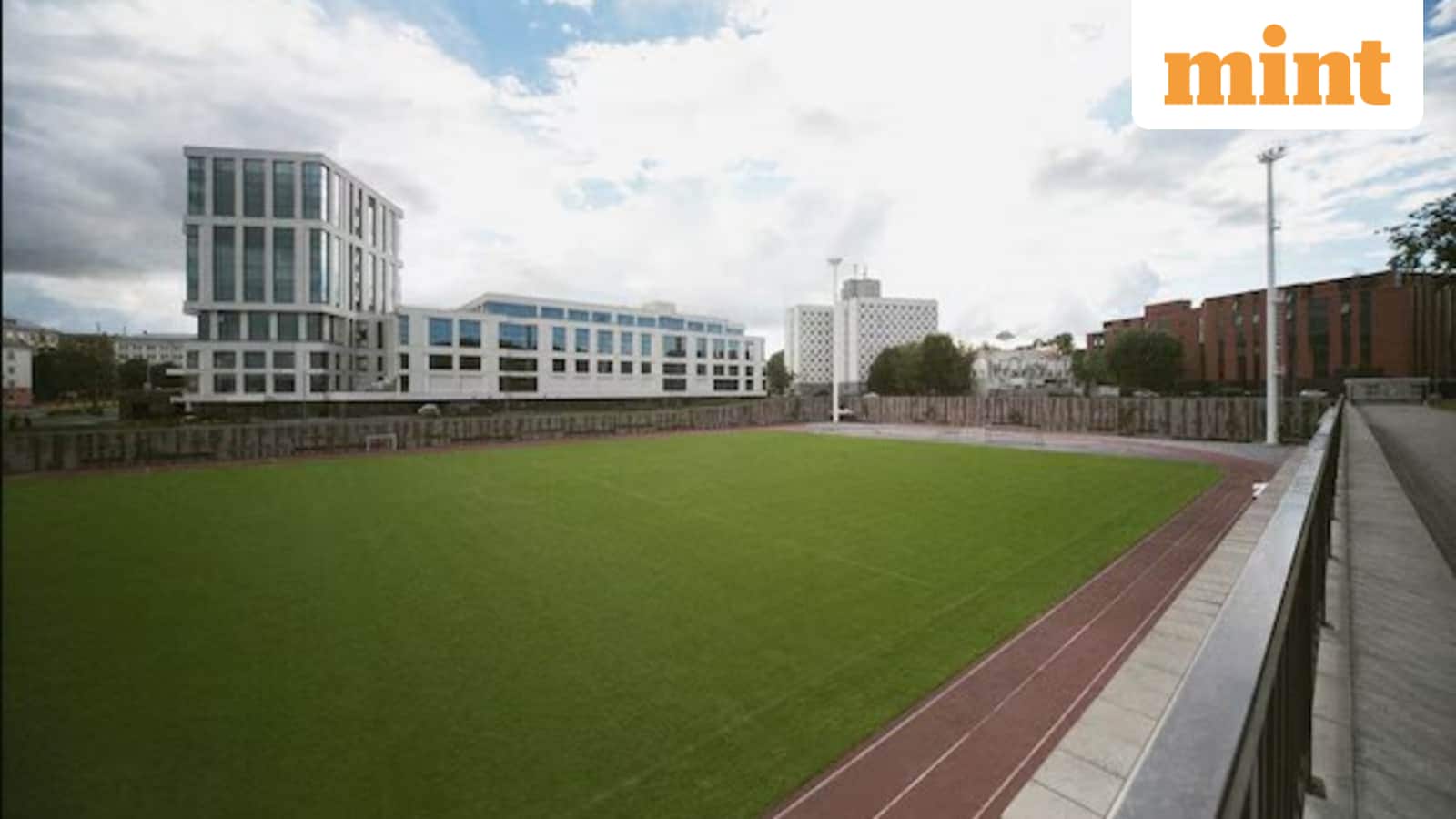 MLB drop plan for London games in 2026, says Neaing Deals TV with NBC, ESPN, Netflix, Apple