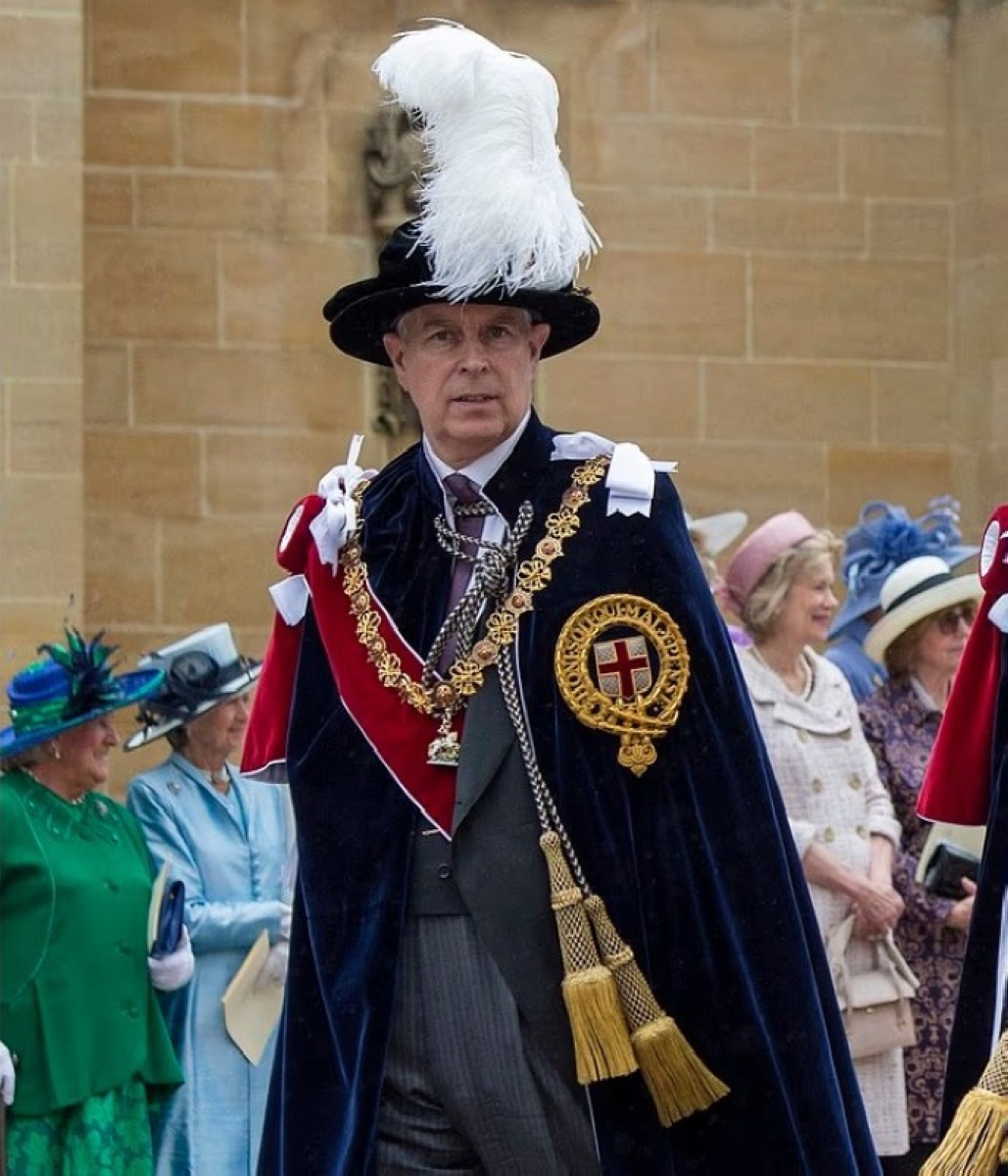 سقوط أندرو.. من أمير إلى مواطن عادي