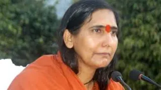 Sadhvi Ritambhara expresses grief – Sad to see cows eating garbage on the streets, the basis of life of Indians – Sadhvi Ritambhara expresses grief as cows eat garbage on streets