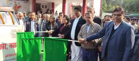 Nawada: Awareness van leaves for National Lok Adalat, will encourage citizens