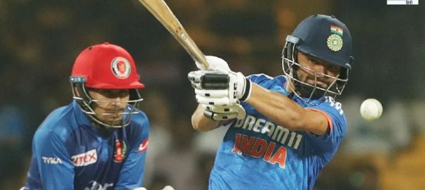 सेलेक्टर्स ने सुधारी गलती, टीम इंडिया में लौटे ‘सिक्सर किंग’ रिंकू सिंह