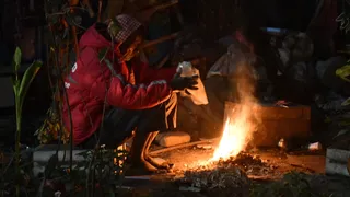 GRAP-4 restrictions ineffective in Delhi, administration’s efforts fail; Bonfires burn instead of heaters – Delhi joke4 ineffective attempts fail